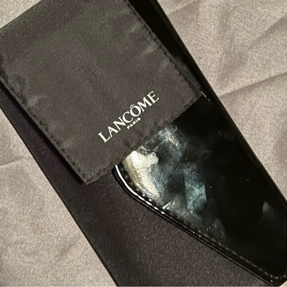 Lancome Set of 3 Makeup Brushes NEW IN BAG - Picture 2 of 7